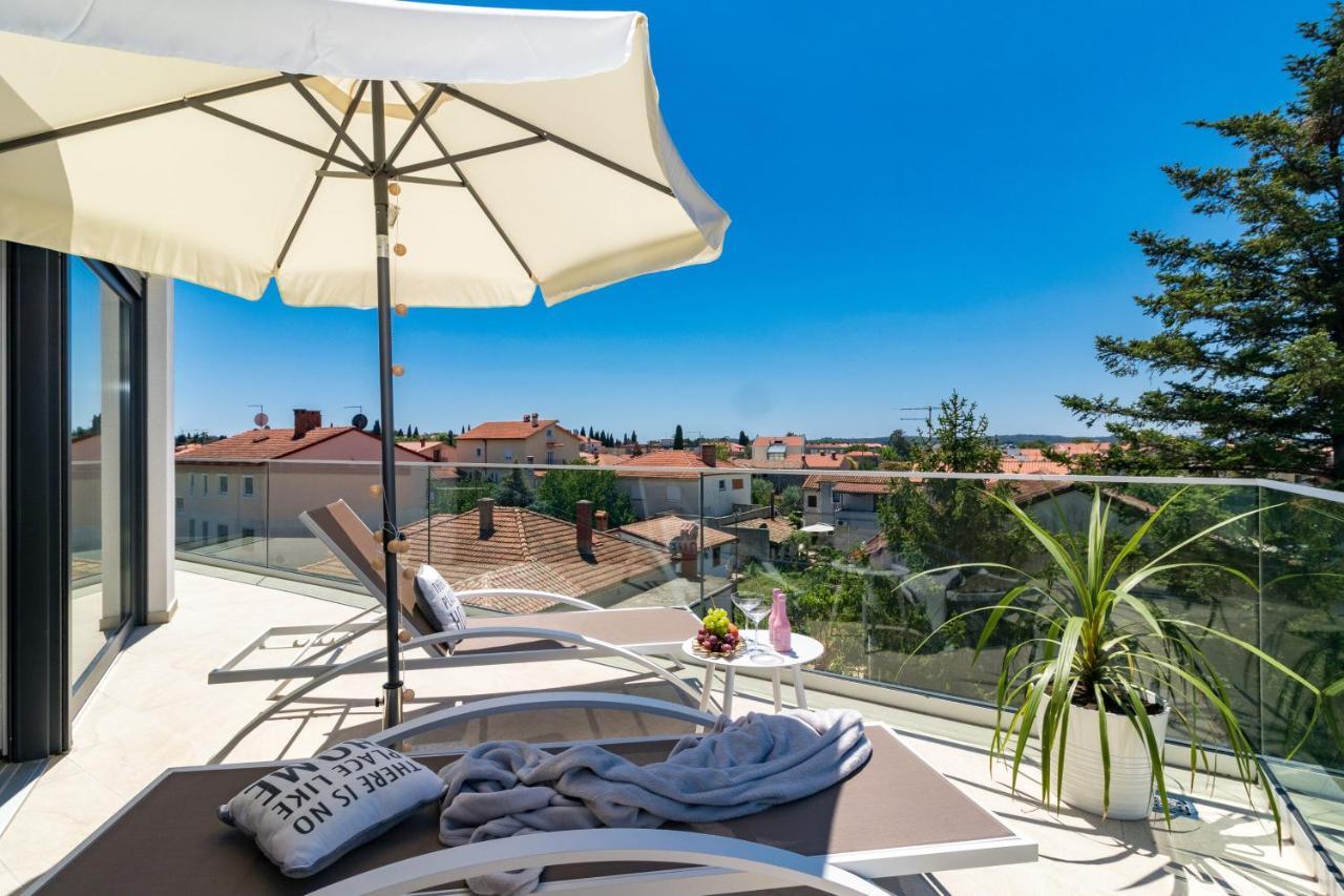 Villa Elena Deluxe Mit Whirlpool Und Beheiztem Pool Am Meer Und Wunderschoenen Blick Auf Die Brijuni Inseln Fažana Exteriör bild
