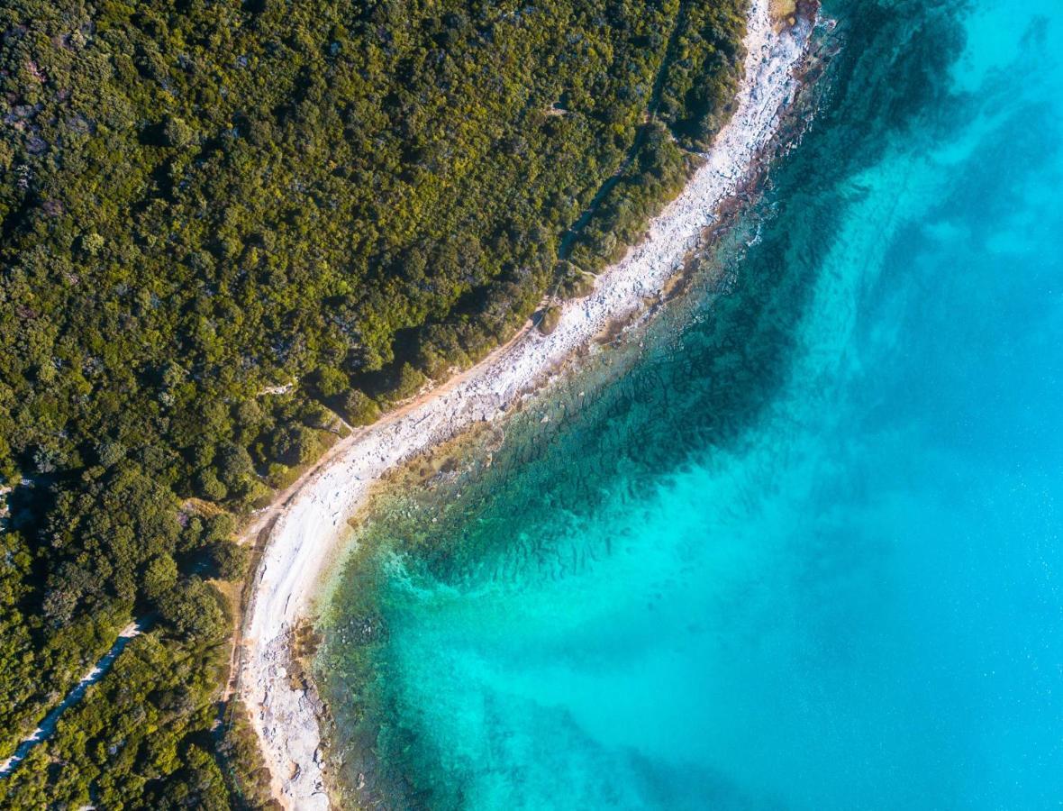Villa Elena Deluxe Mit Whirlpool Und Beheiztem Pool Am Meer Und Wunderschoenen Blick Auf Die Brijuni Inseln Fažana Exteriör bild